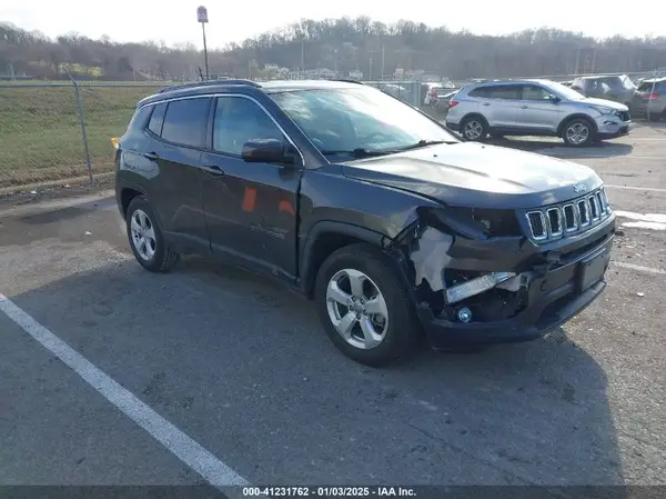 3C4NJCBB6JT369291 2018 JEEP COMPASS - Image 1