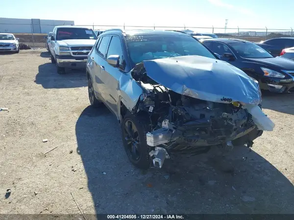3C4NJCBB6JT407702 2018 JEEP COMPASS - Image 1