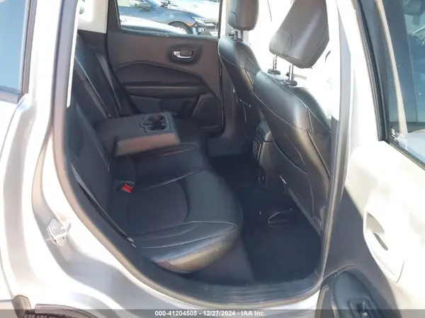 3C4NJCBB6JT407702 2018 JEEP COMPASS - Image 8