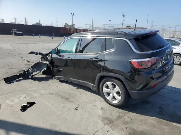 3C4NJCBB6JT466457 2018 JEEP COMPASS - Image 2