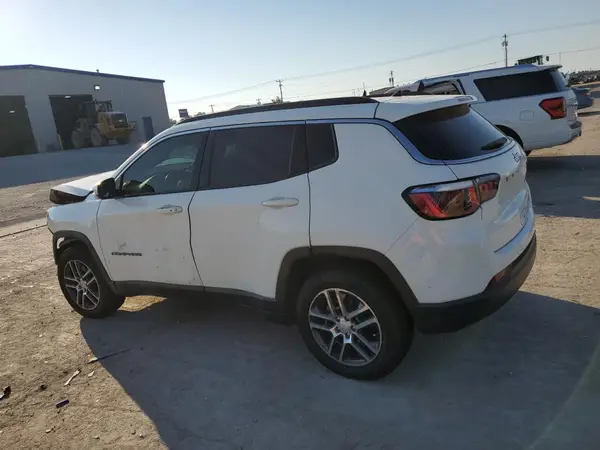 3C4NJCBB6JT487454 2018 JEEP COMPASS - Image 2