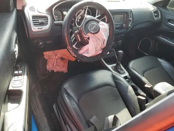 3C4NJCBB6JT488748 2018 JEEP COMPASS - Image 8