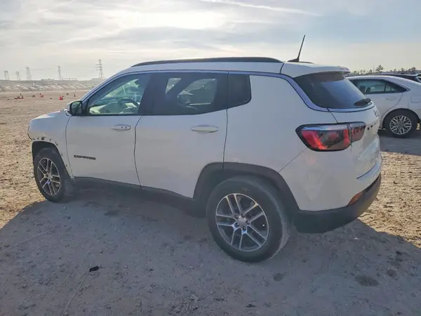 3C4NJCBB6JT494582 2018 JEEP COMPASS - Image 2
