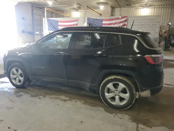 3C4NJCBB6JT501854 2018 JEEP COMPASS - Image 2