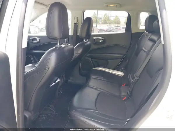 3C4NJCBB6JT502051 2018 JEEP COMPASS - Image 8