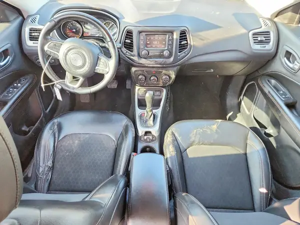 3C4NJCBB6JT502843 2018 JEEP COMPASS - Image 8