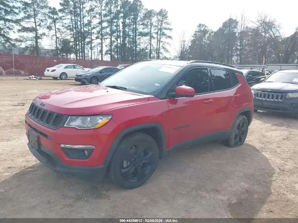 3C4NJCBB6KT613345 2019 JEEP COMPASS - Image 2
