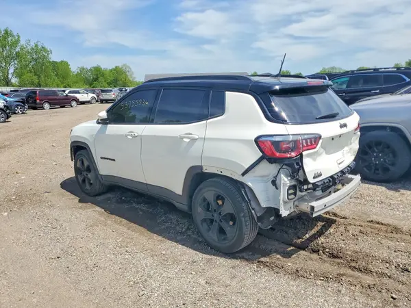 3C4NJCBB6KT615466 2019 JEEP COMPASS - Image 2