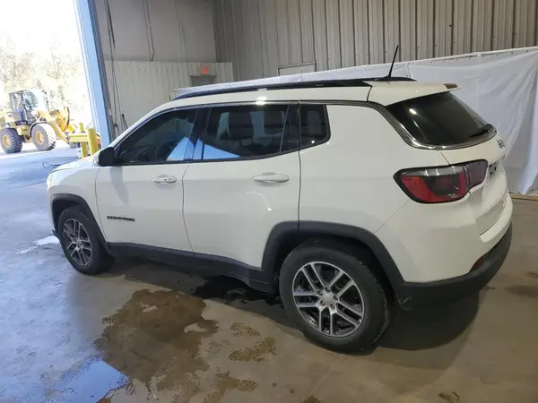 3C4NJCBB6KT615659 2019 JEEP COMPASS - Image 2