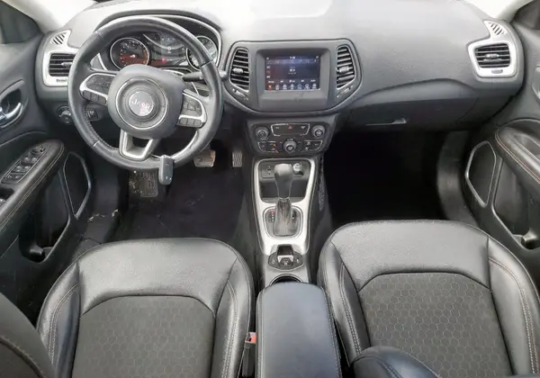 3C4NJCBB6KT651934 2019 JEEP COMPASS - Image 8
