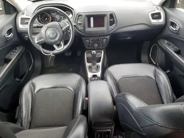 3C4NJCBB6KT652050 2019 JEEP COMPASS - Image 8