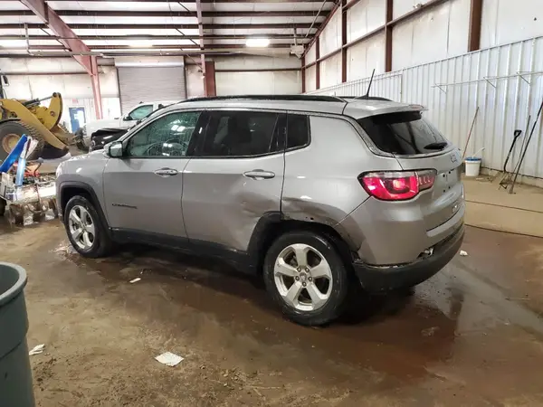 3C4NJCBB6KT658575 2019 JEEP COMPASS - Image 2