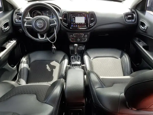 3C4NJCBB6KT667695 2019 JEEP COMPASS - Image 8