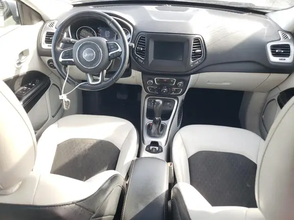 3C4NJCBB6KT676932 2019 JEEP COMPASS - Image 8