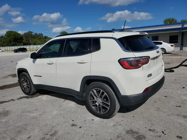 3C4NJCBB6KT679538 2019 JEEP COMPASS - Image 2