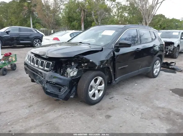 3C4NJCBB6KT716023 2019 JEEP COMPASS - Image 2