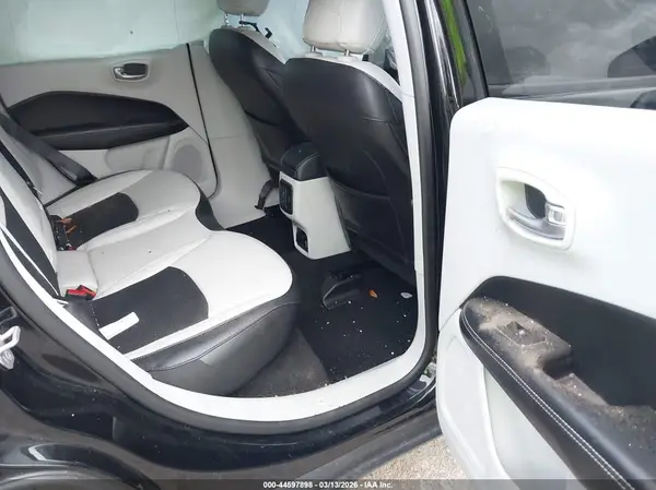 3C4NJCBB6KT716023 2019 JEEP COMPASS - Image 8