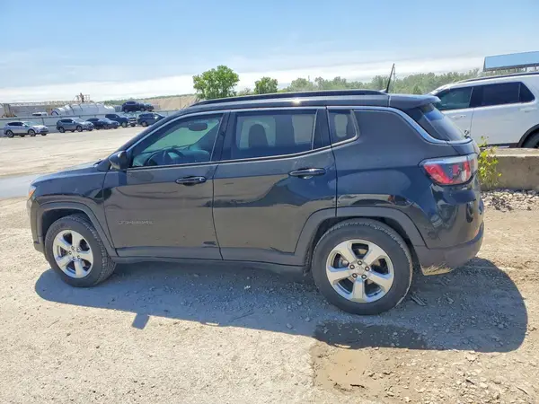 3C4NJCBB6KT755923 2019 JEEP COMPASS - Image 2