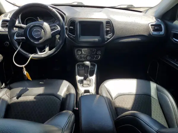 3C4NJCBB6KT755923 2019 JEEP COMPASS - Image 8