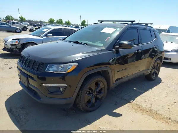 3C4NJCBB6KT756005 2019 JEEP COMPASS - Image 2