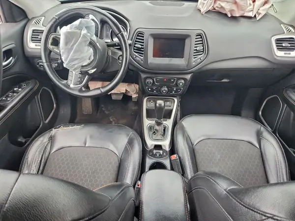 3C4NJCBB6KT797153 2019 JEEP COMPASS - Image 8