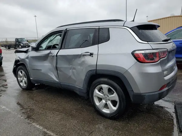 3C4NJCBB6KT819894 2019 JEEP COMPASS - Image 2