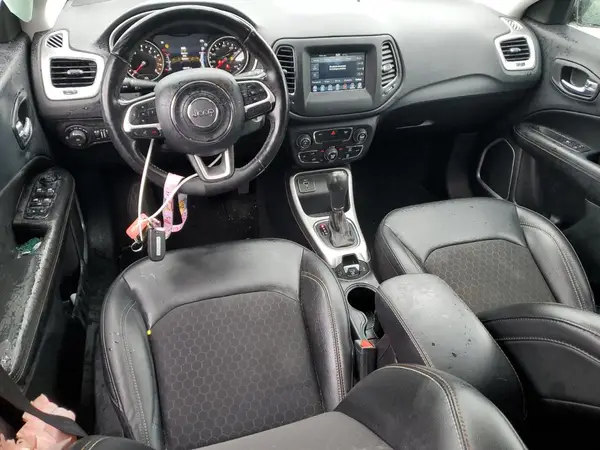 3C4NJCBB6KT819894 2019 JEEP COMPASS - Image 8
