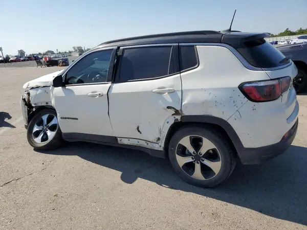 3C4NJCBB6KT832256 2019 JEEP COMPASS - Image 2