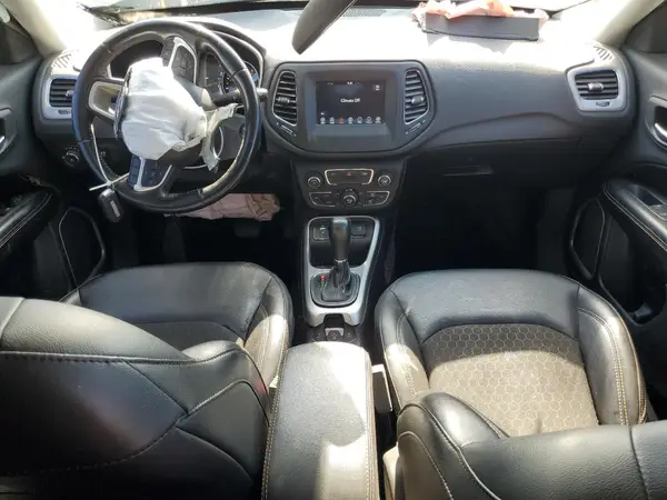 3C4NJCBB6KT832256 2019 JEEP COMPASS - Image 8
