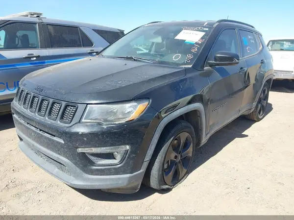 3C4NJCBB6KT832600 2019 JEEP COMPASS - Image 2