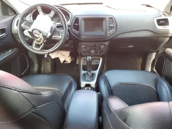 3C4NJCBB6KT833200 2019 JEEP COMPASS - Image 8