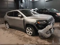 3C4NJCBB6KT851065 2019 JEEP COMPASS