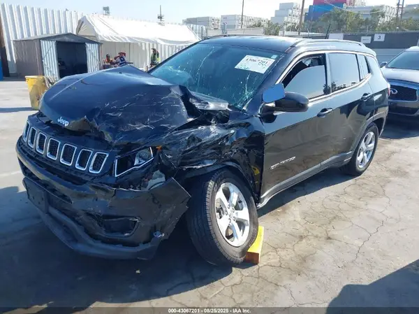 3C4NJCBB6LT102588 2020 JEEP COMPASS - Image 2