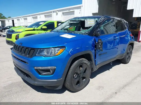 3C4NJCBB6LT147529 2020 JEEP COMPASS - Image 2
