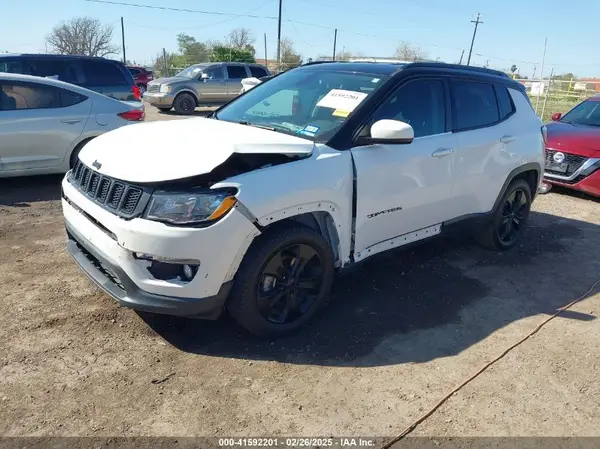 3C4NJCBB6LT147594 2020 JEEP COMPASS - Image 2