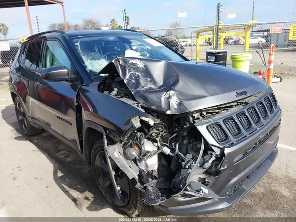 3C4NJCBB6LT169904 2020 JEEP COMPASS - Image 1