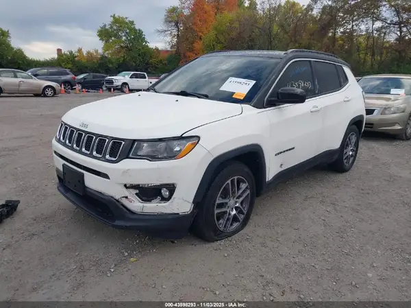 3C4NJCBB6LT205767 2020 JEEP COMPASS - Image 2