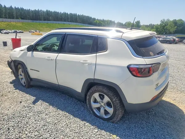 3C4NJCBB6LT235237 2020 JEEP COMPASS - Image 2