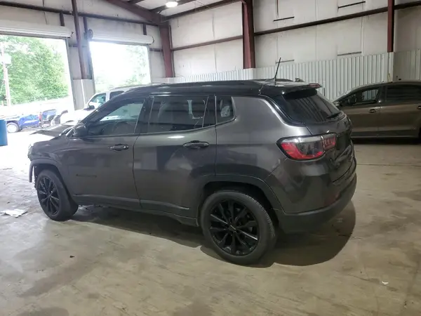 3C4NJCBB6LT252619 2020 JEEP COMPASS - Image 2