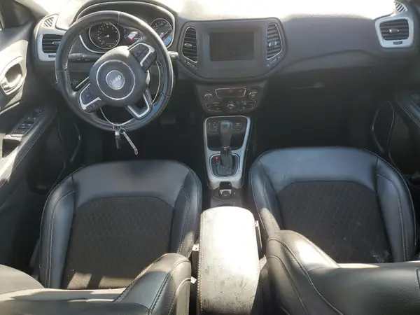 3C4NJCBB6LT257786 2020 JEEP COMPASS - Image 8