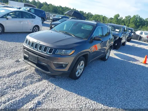 3C4NJCBB6MT585436 2021 JEEP COMPASS - Image 2