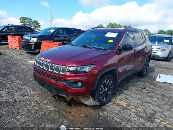3C4NJCBB6NT119409 2022 JEEP COMPASS - Image 2