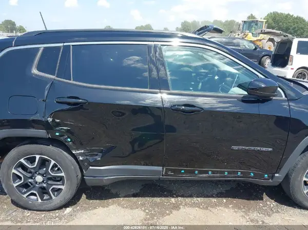 2022 JEEP COMPASS auction photo 6