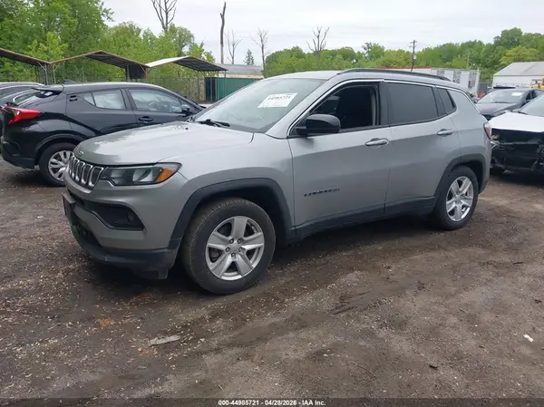 3C4NJCBB6NT137473 2022 JEEP COMPASS - Image 2