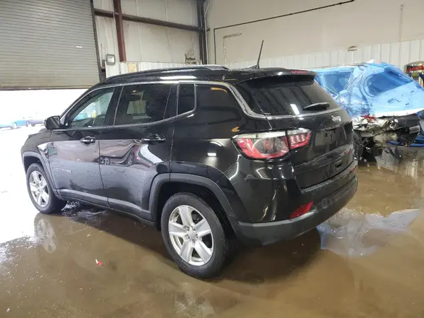 3C4NJCBB6NT139580 2022 JEEP COMPASS - Image 2
