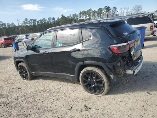 3C4NJCBB6NT172059 2022 JEEP COMPASS - Image 2