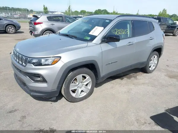 3C4NJCBB6NT182719 2022 JEEP COMPASS - Image 2