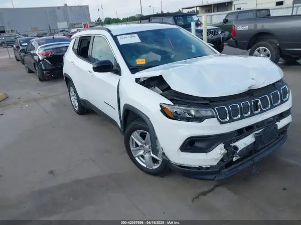 3C4NJCBB6NT217940 2022 JEEP COMPASS - Image 1