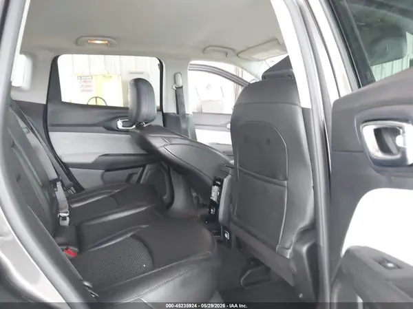 3C4NJCBB6NT228985 2022 JEEP COMPASS - Image 8