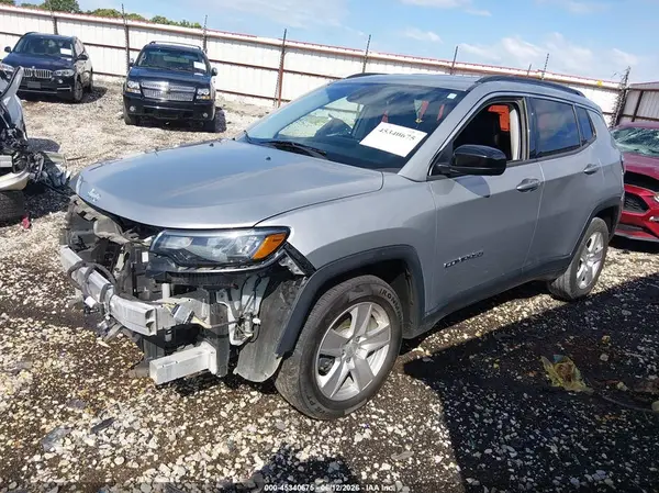 3C4NJCBB6NT229585 2022 JEEP COMPASS - Image 2